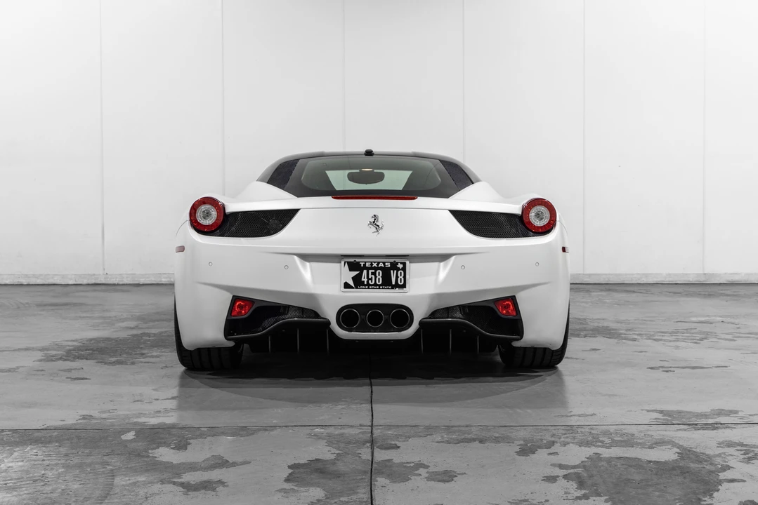 2013 Ferrari 458 Italia - Image 16 of 31