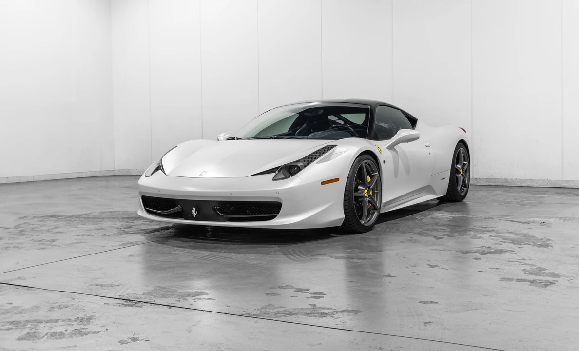2013 Ferrari 458 Italia - Image 5 of 31