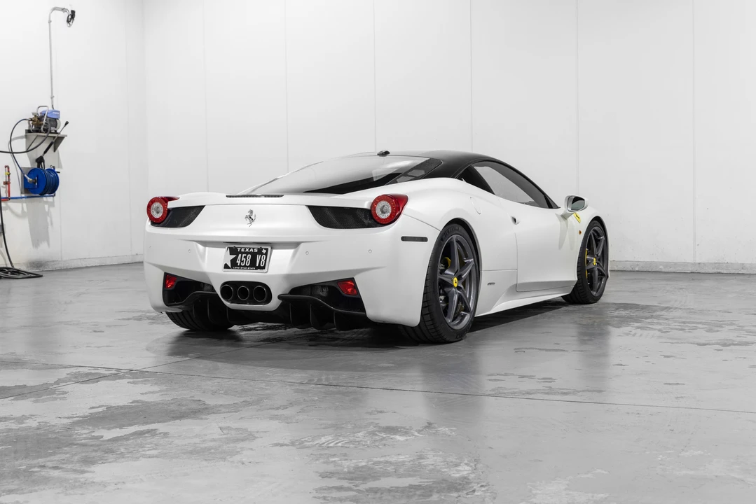 2013 Ferrari 458 Italia - Image 18 of 31