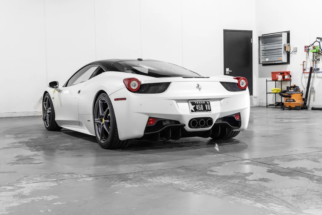 2013 Ferrari 458 Italia - Image 15 of 31