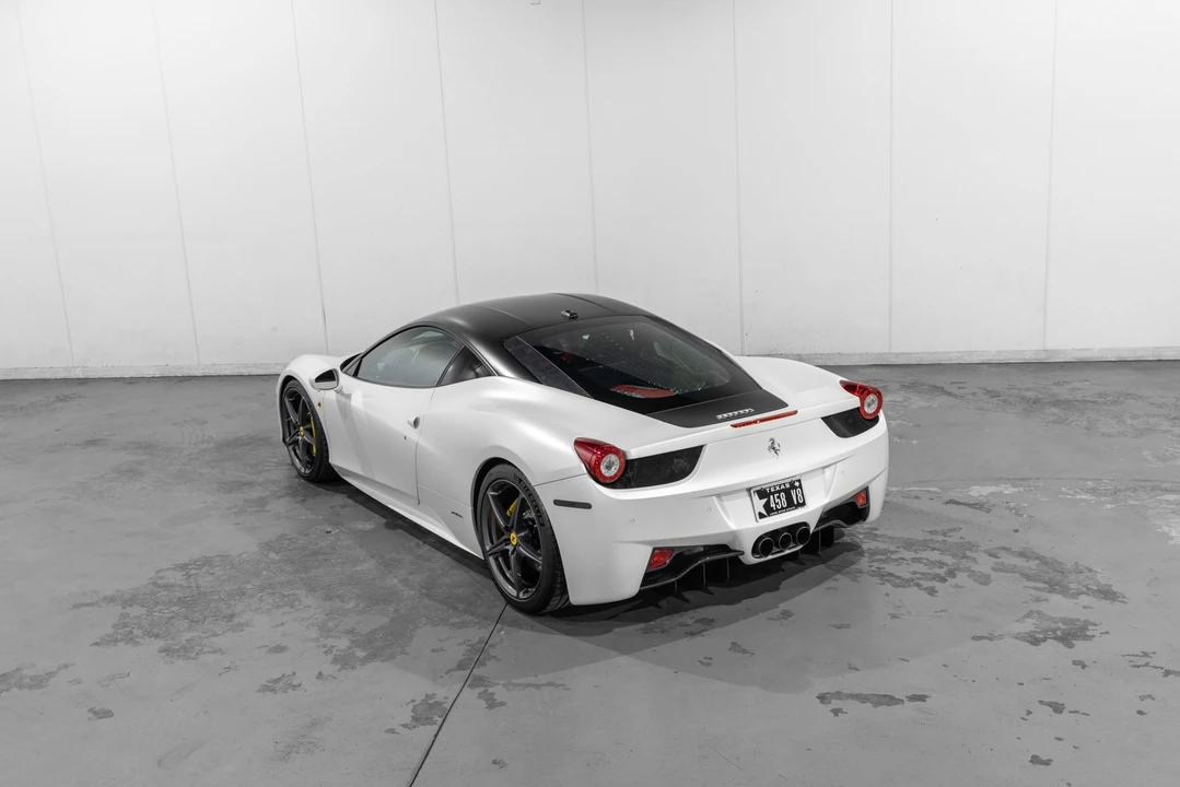2013 Ferrari 458 Italia - Image 14 of 31