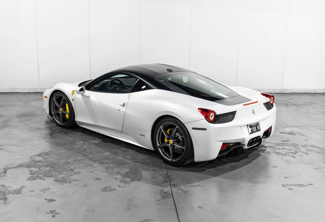 2013 Ferrari 458 Italia - Image 13 of 31