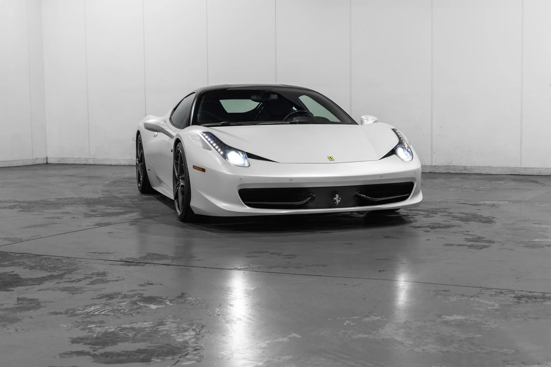 2013 Ferrari 458 Italia - Image 28 of 31