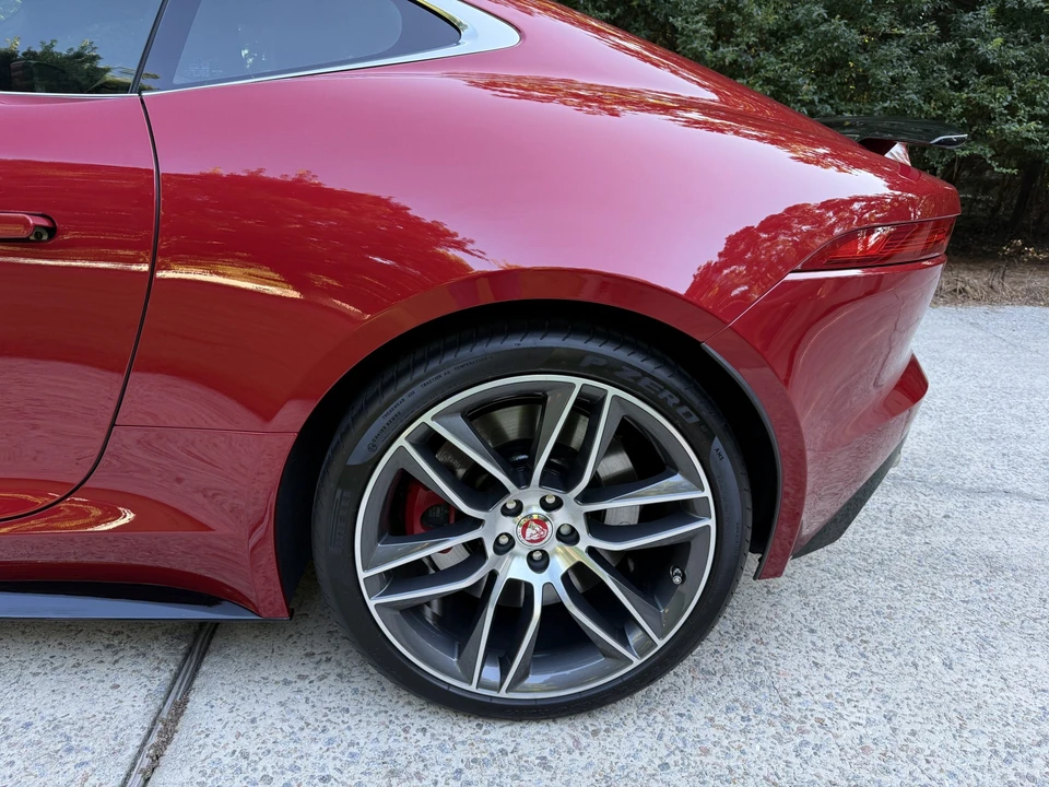 2015 Jaguar F-Type R 1st Gen - Image 18 of 31