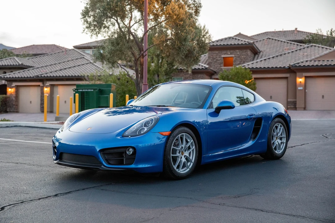 2015 Porsche 981 Cayman - Image 3 of 31