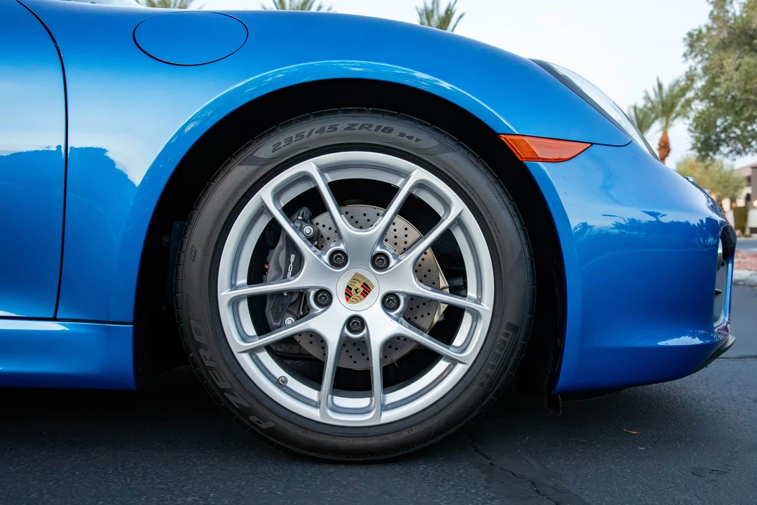 2015 Porsche 981 Cayman - Image 29 of 31