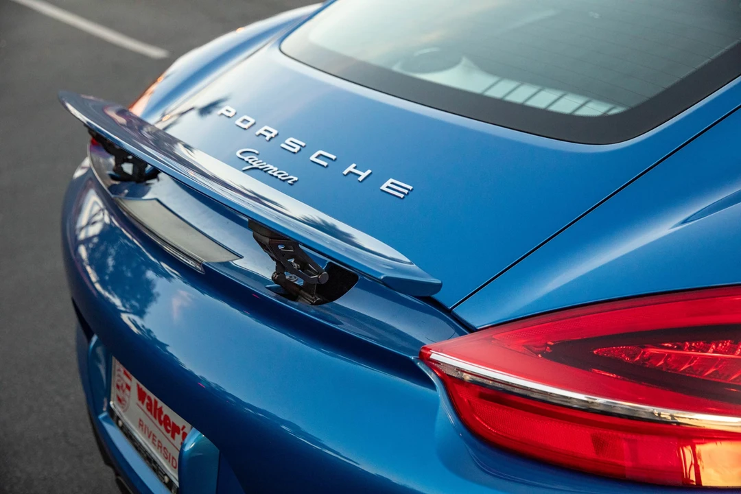 2015 Porsche 981 Cayman - Image 18 of 31
