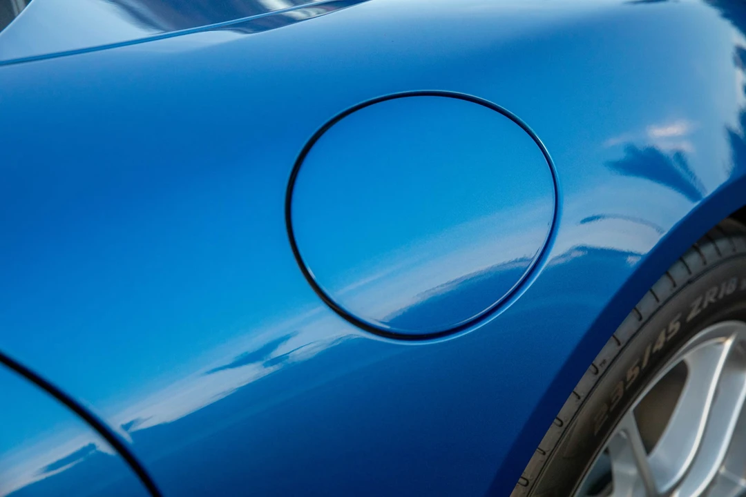 2015 Porsche 981 Cayman - Image 28 of 31