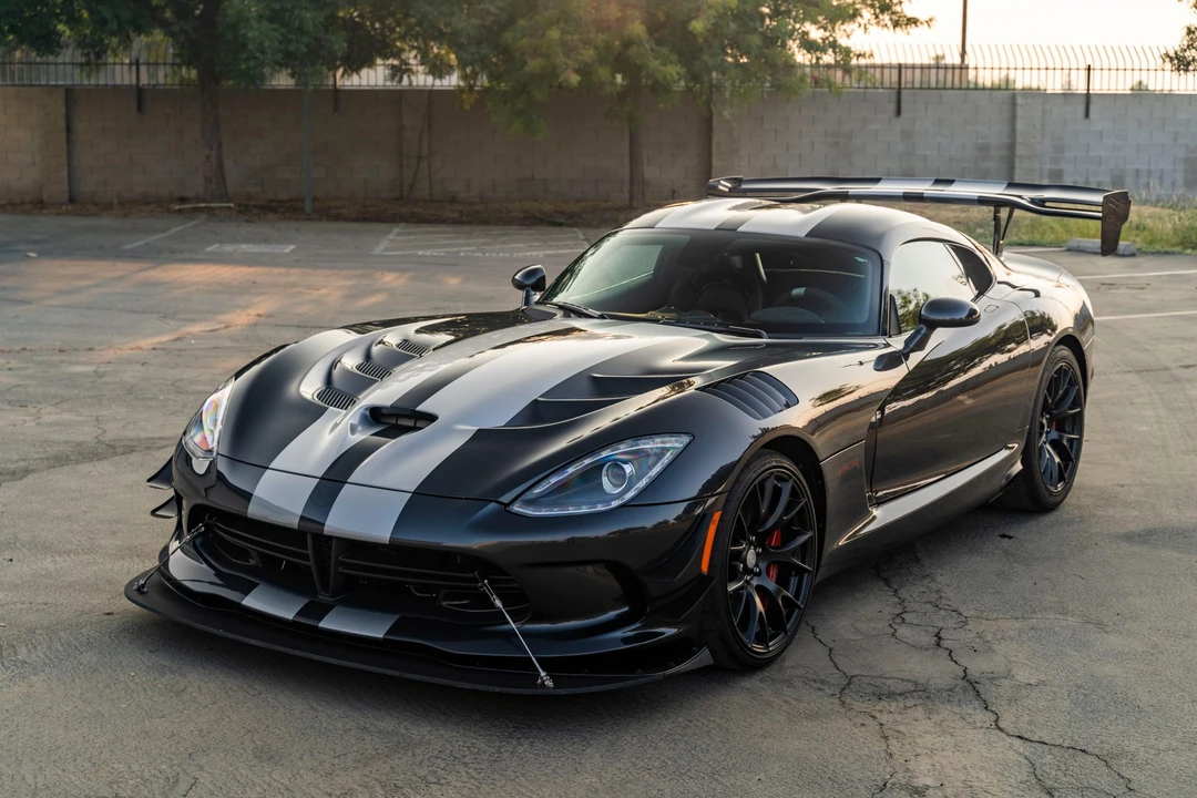 2016 Dodge Viper ACR 5th Gen - Image 3 of 31