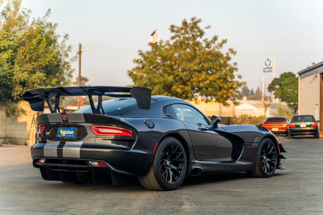 2016 Dodge Viper ACR 5th Gen - Image 9 of 31
