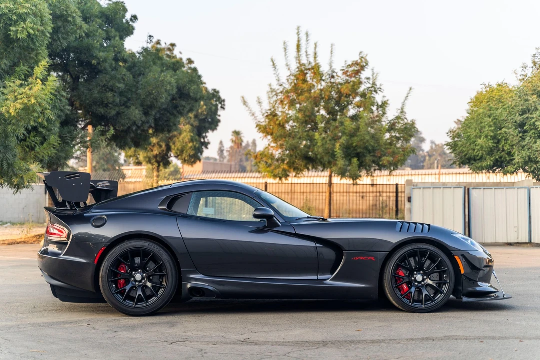 2016 Dodge Viper ACR 5th Gen - Image 10 of 31
