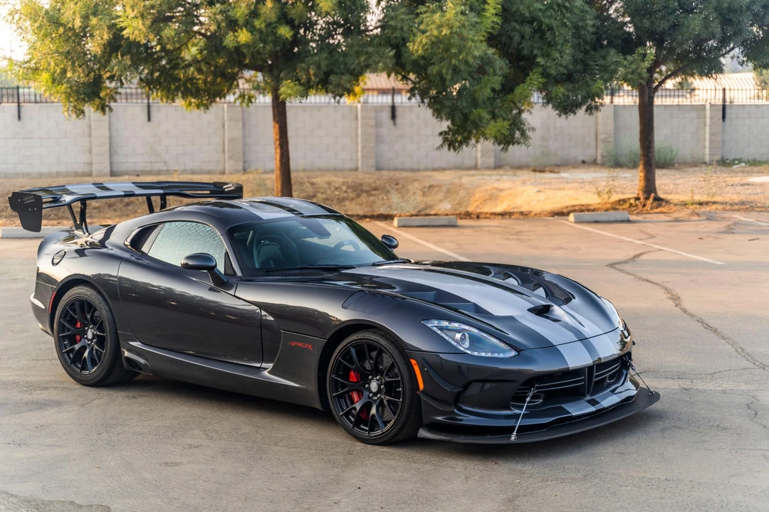 2016 Dodge Viper ACR 5th Gen - Image 11 of 31