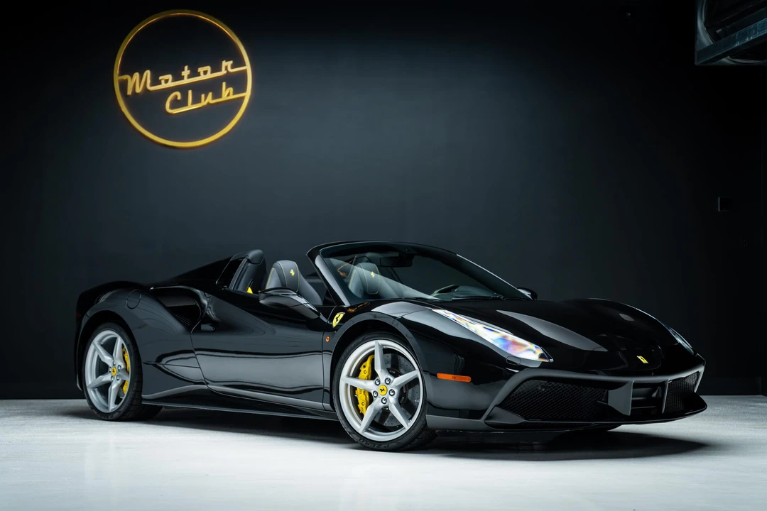 2016 Ferrari 488 Spider - Image 26 of 31