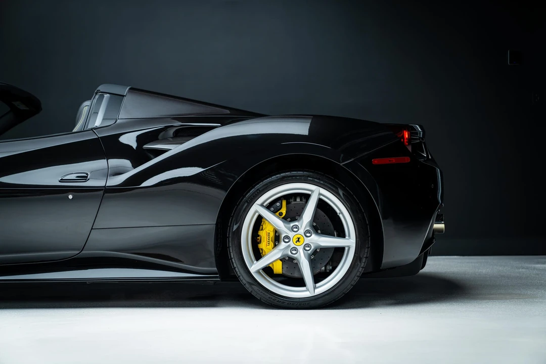 2016 Ferrari 488 Spider - Image 29 of 31