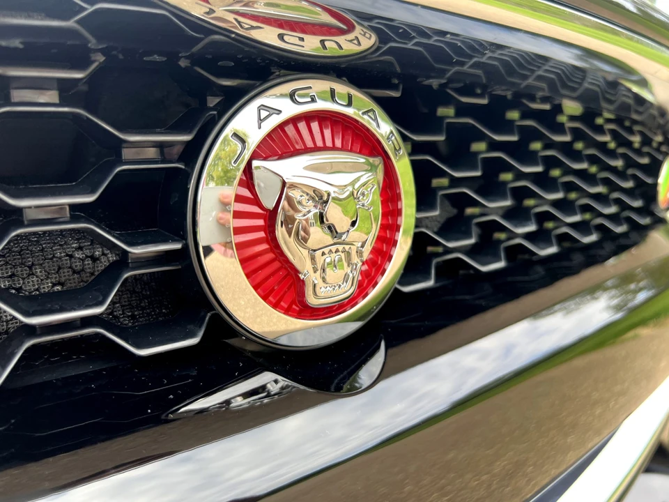 2017 Jaguar F-Type 1st Gen - Image 20 of 31