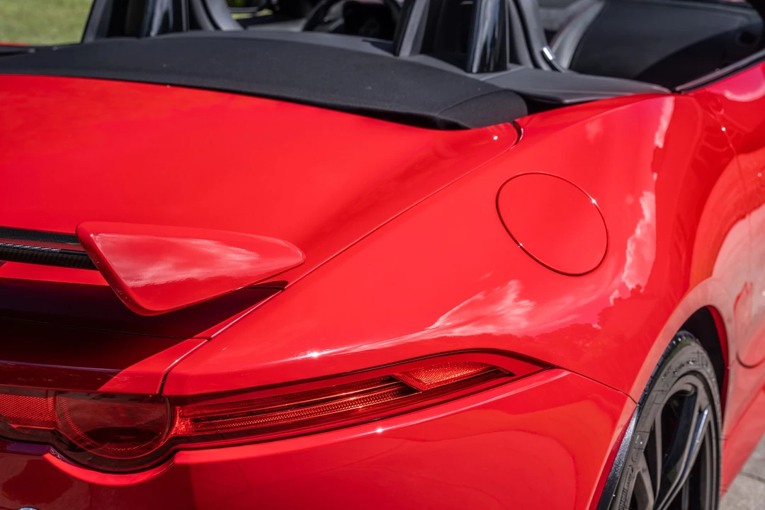 2017 Jaguar F-Type SVR 1st Gen - Image 29 of 31