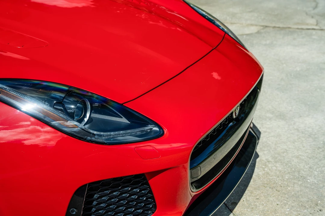 2017 Jaguar F-Type SVR 1st Gen - Image 18 of 31