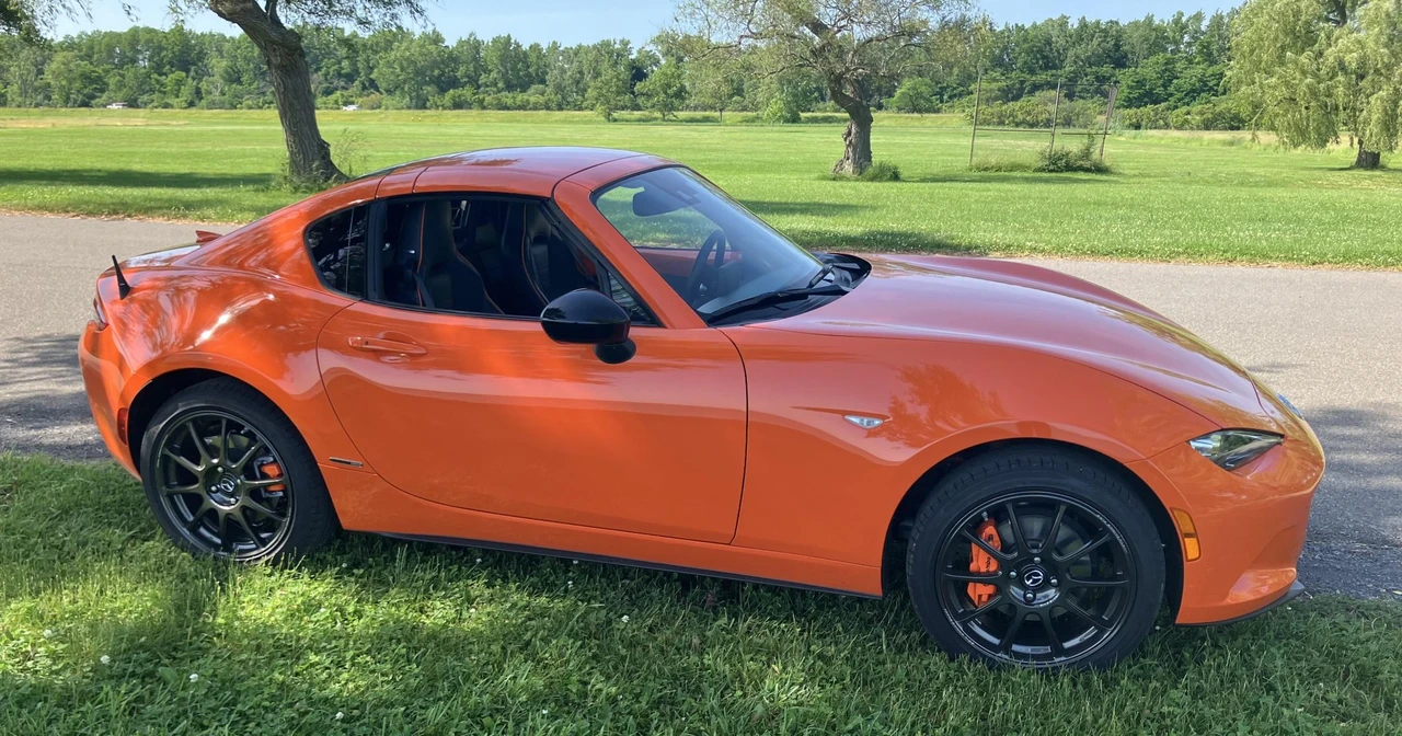 2019 Mazda ND MX-5 Miata - Image 9 of 31