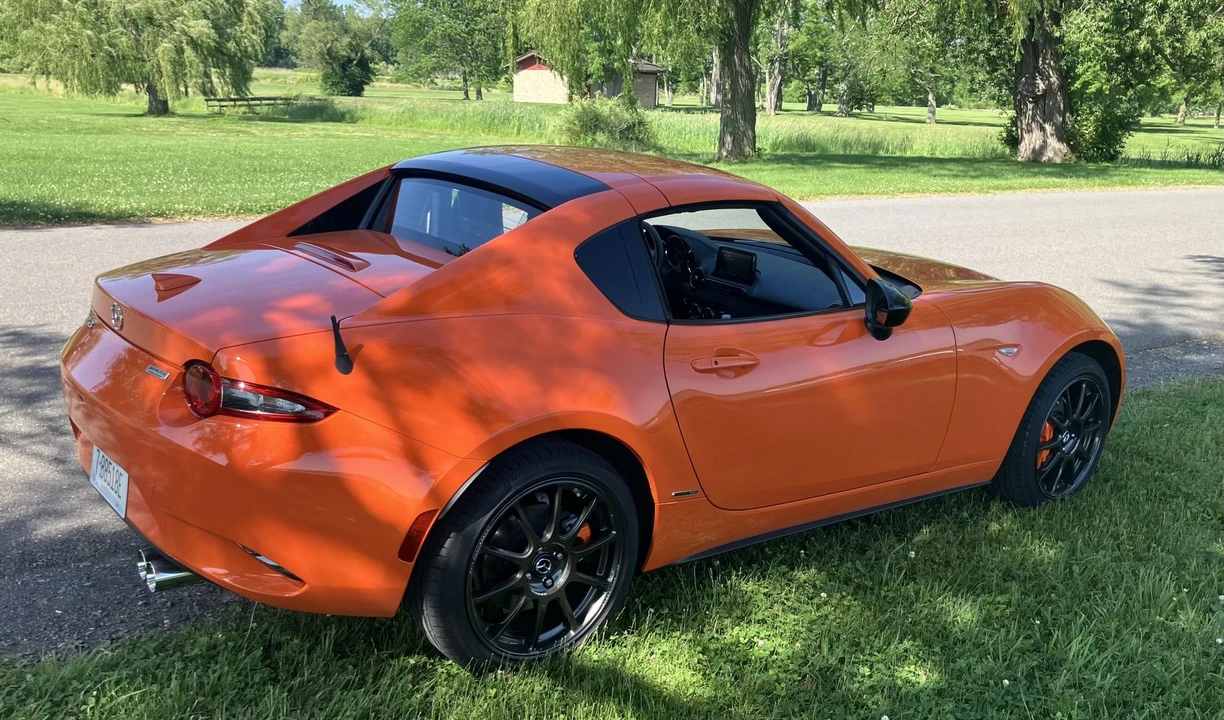 2019 Mazda ND MX-5 Miata - Image 8 of 31