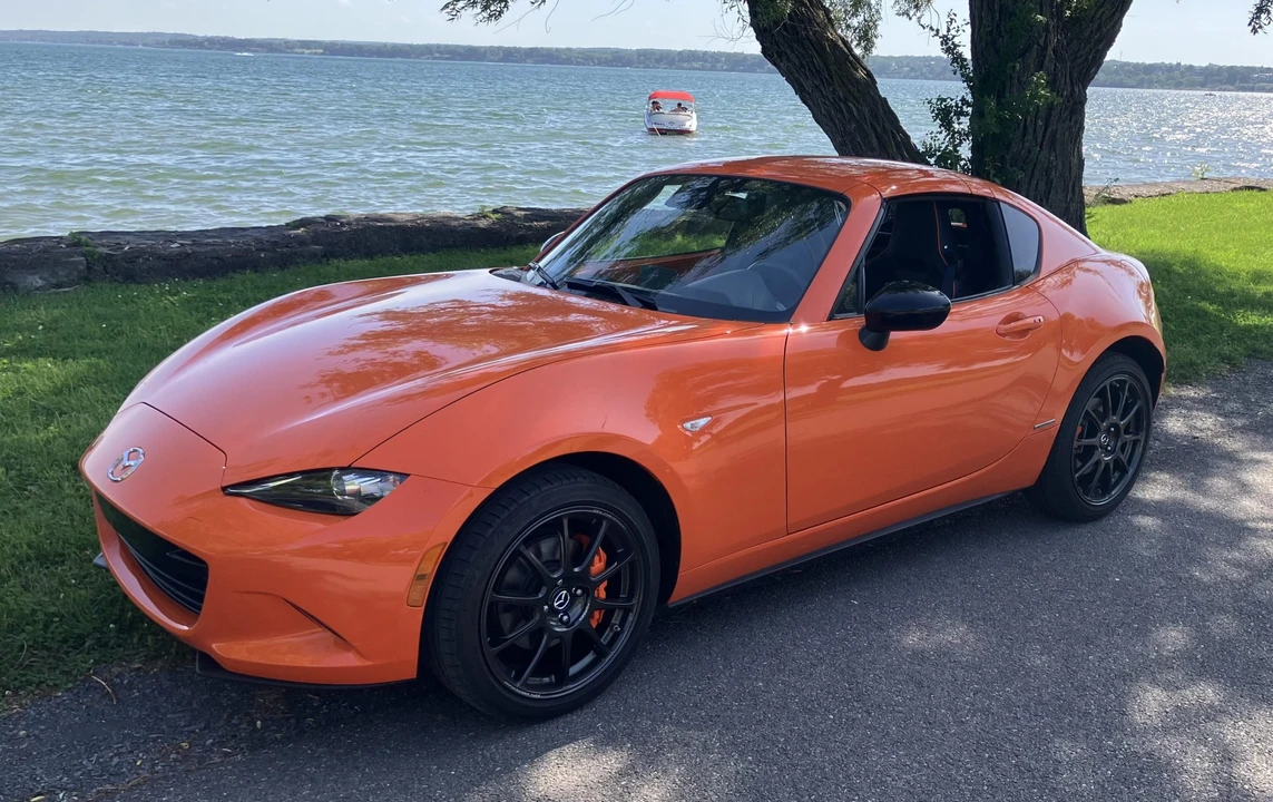 2019 Mazda ND MX-5 Miata - Image 2 of 31