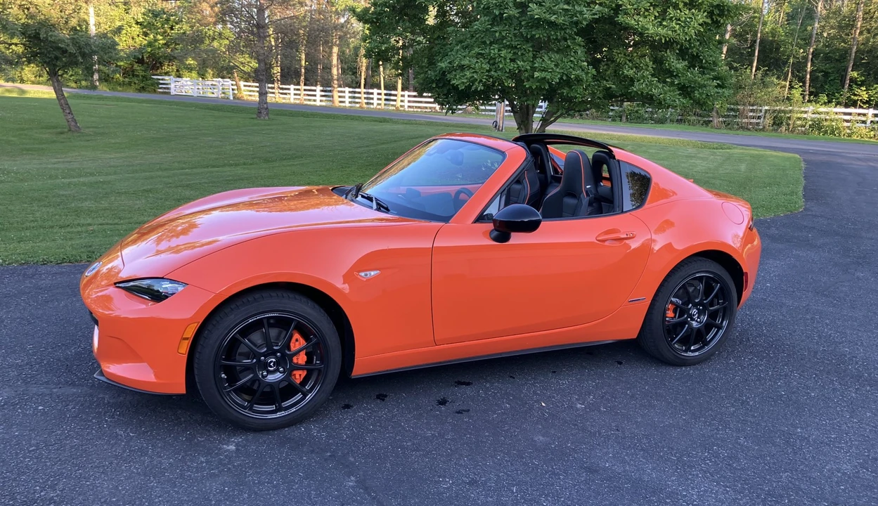 2019 Mazda ND MX-5 Miata - Image 13 of 31