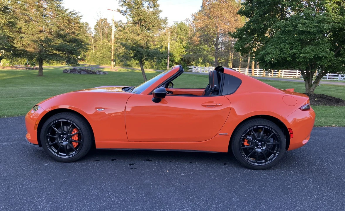 2019 Mazda ND MX-5 Miata - Image 14 of 31