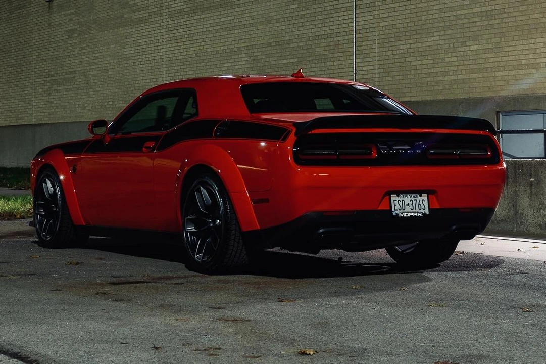 2023 Dodge Challenger SRT Hellcat 3rd Gen - Image 18 of 31