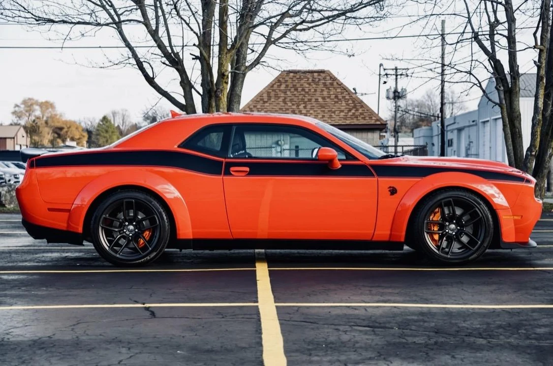 2023 Dodge Challenger SRT Hellcat 3rd Gen - Image 12 of 31