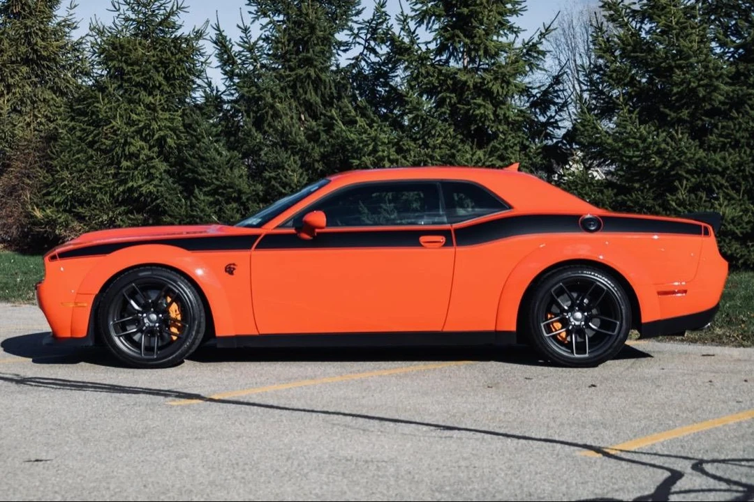 2023 Dodge Challenger SRT Hellcat 3rd Gen - Image 20 of 31