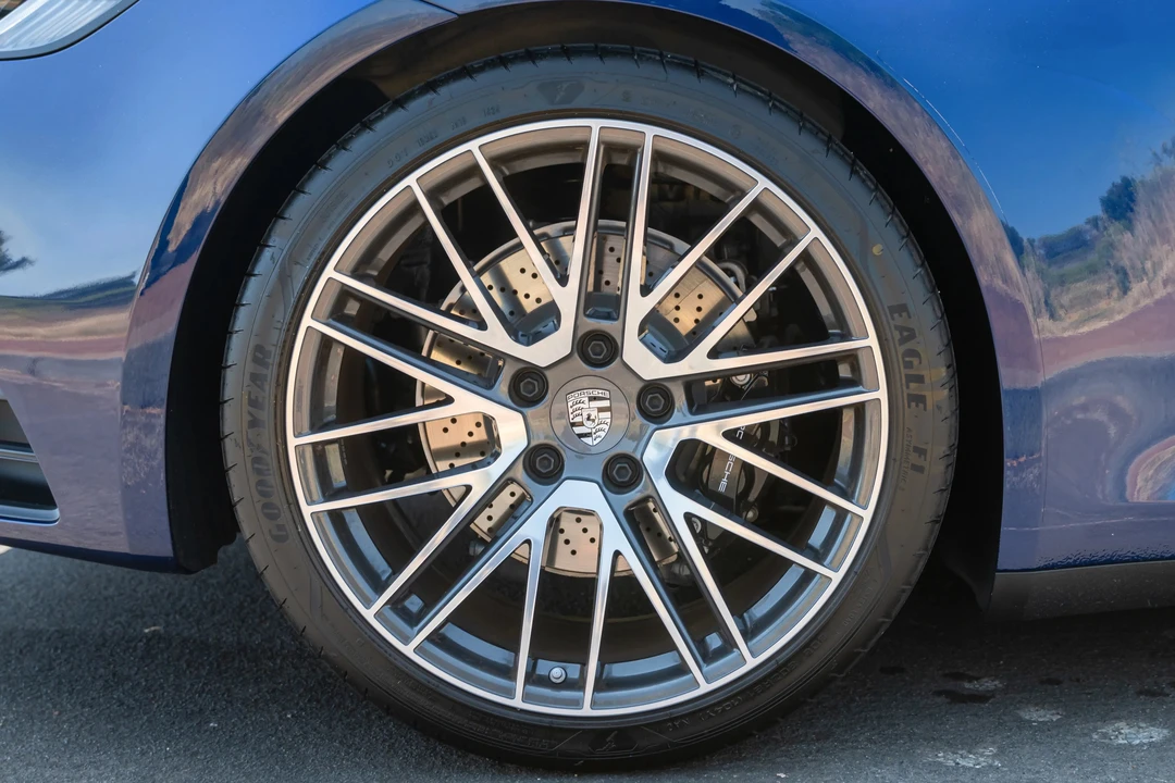 2024 Porsche 992 Carrera S - Image 4 of 31