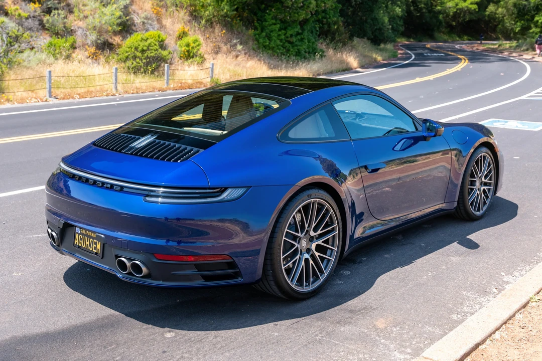 2024 Porsche 992 Carrera S - Image 11 of 31