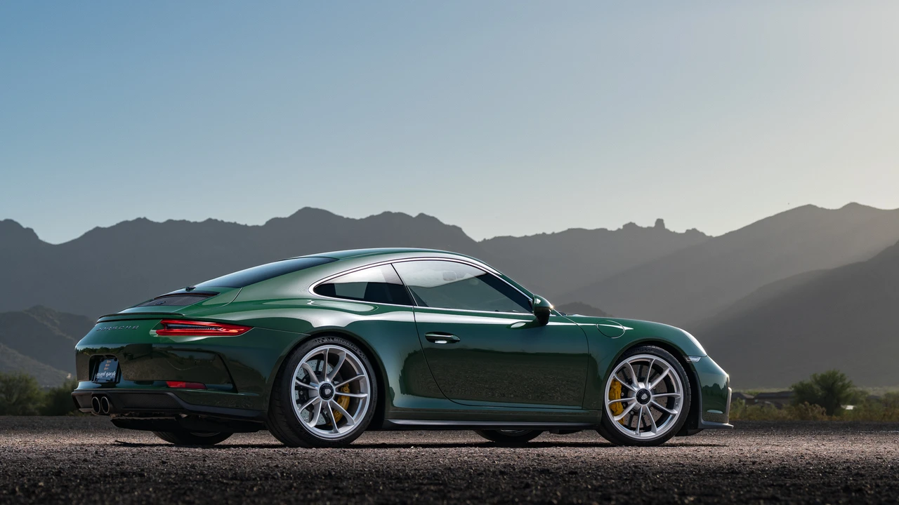 2018 Porsche 991 GT3 - Image 19 of 31