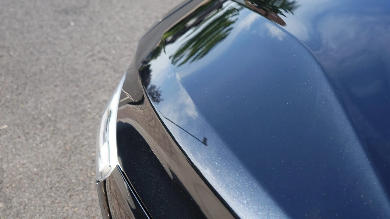 2015 Volvo V60 1st Gen - Image 15 of 31