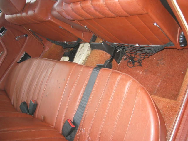 1982 Mercedes-Benz W123 Sedan - Image 20 of 31