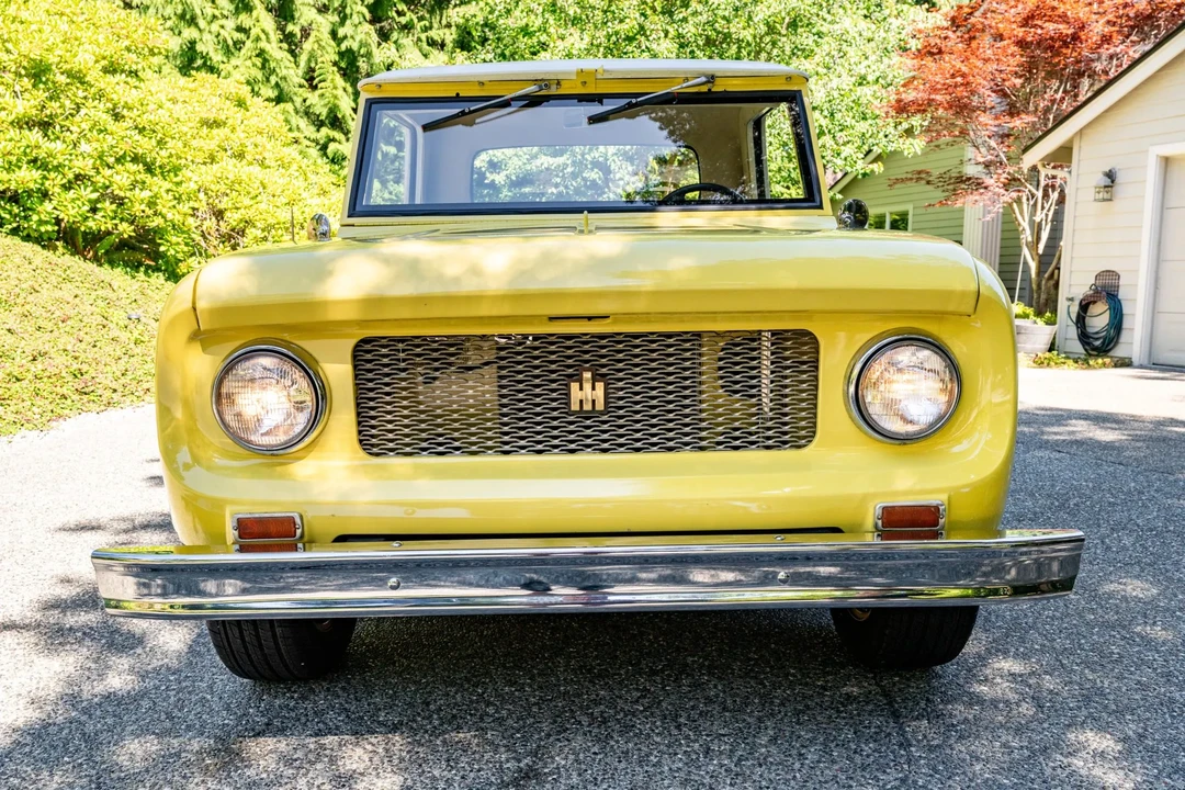 1963 International - Image 11 of 31