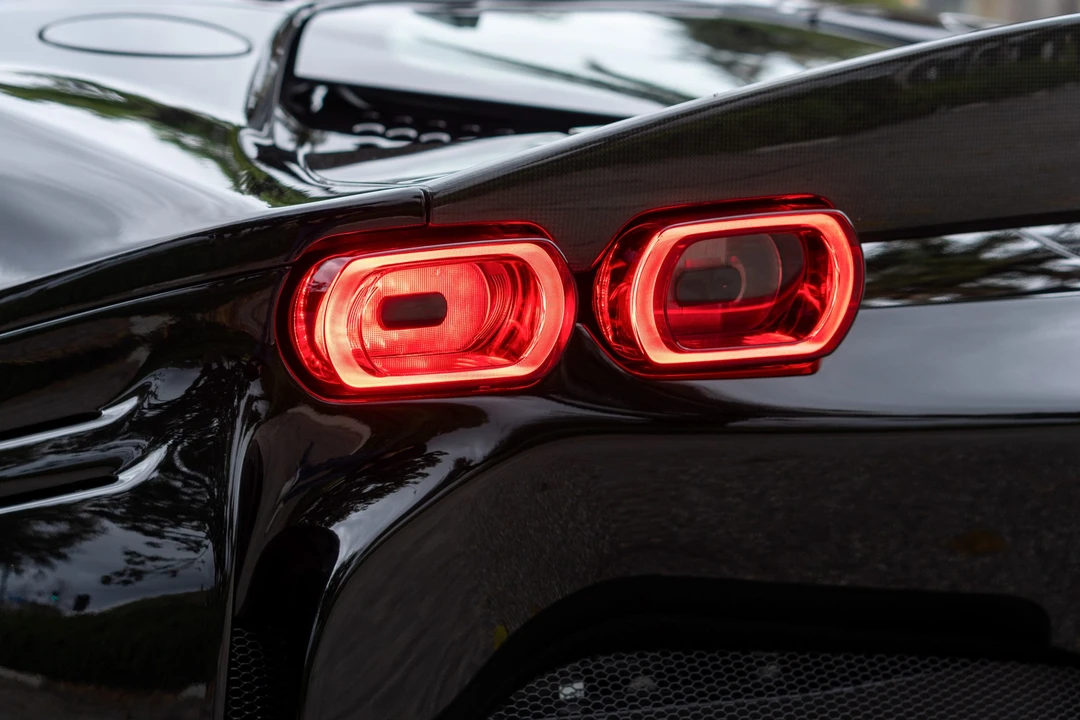 2024 Ferrari SF90 Spider - Image 30 of 31