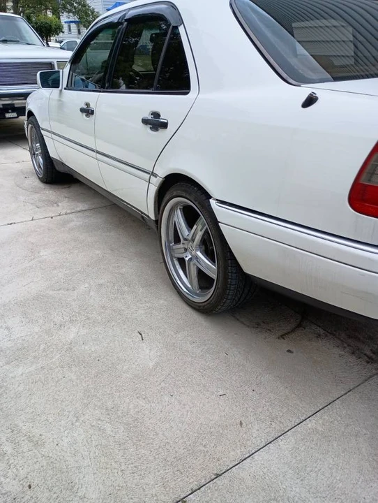 1997 Mercedes-Benz W202 C-Class - Image 10 of 19