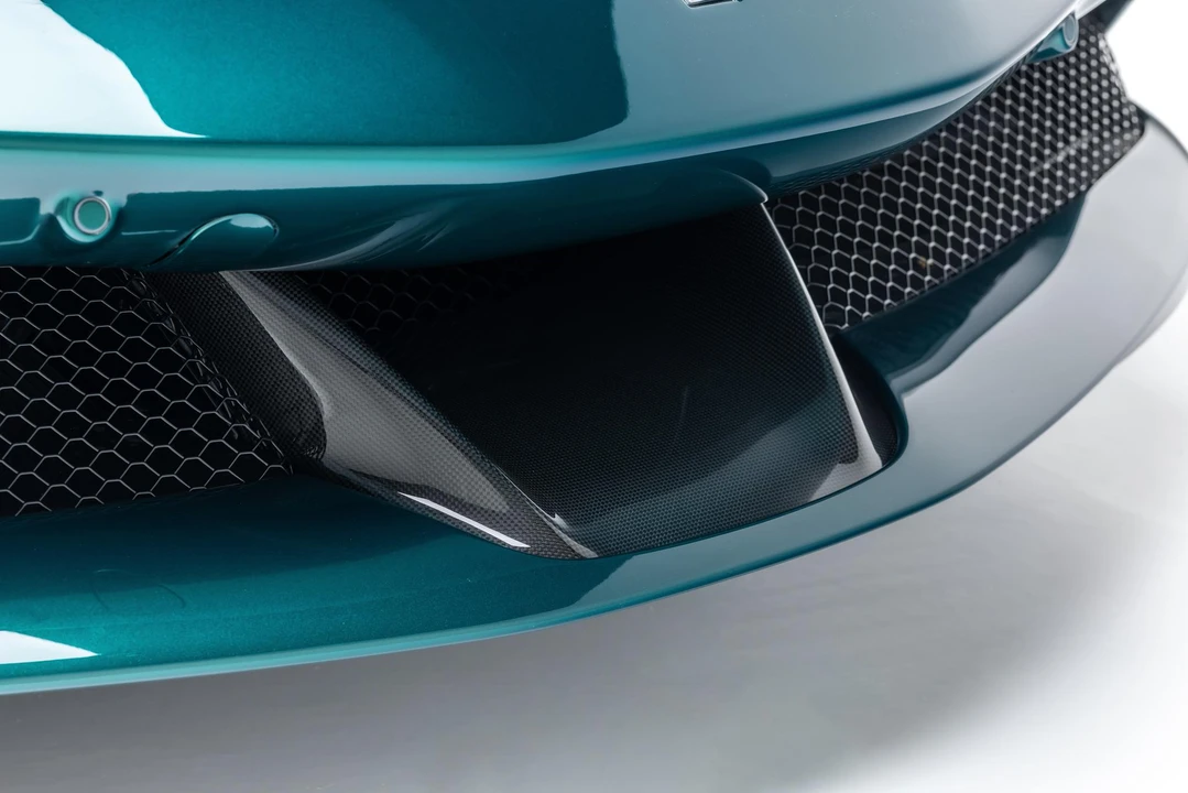 2022 Ferrari SF90 Stradale - Image 27 of 31