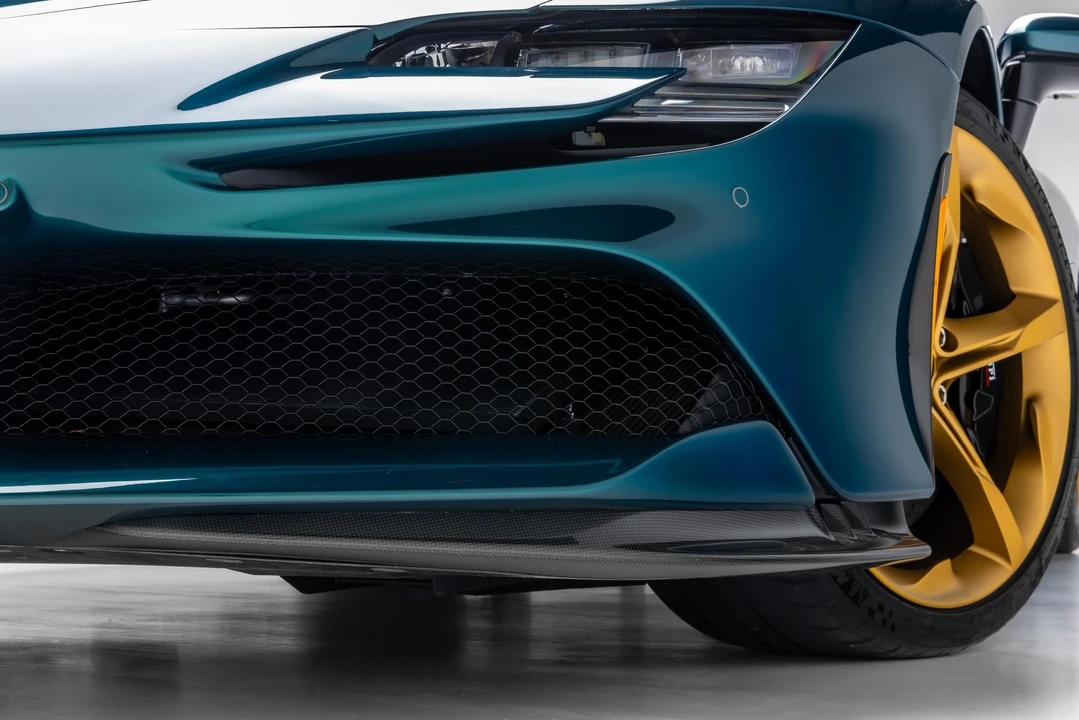 2022 Ferrari SF90 Stradale - Image 29 of 31