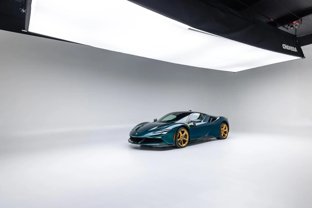 2022 Ferrari SF90 Stradale - Image 2 of 31