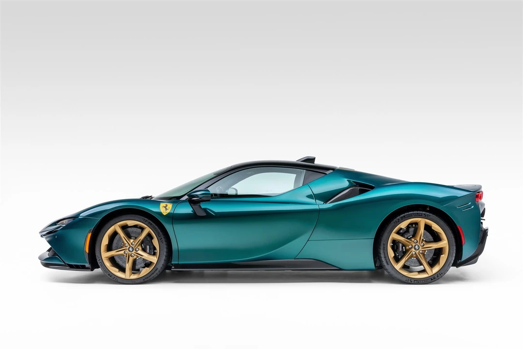 2022 Ferrari SF90 Stradale - Image 8 of 31