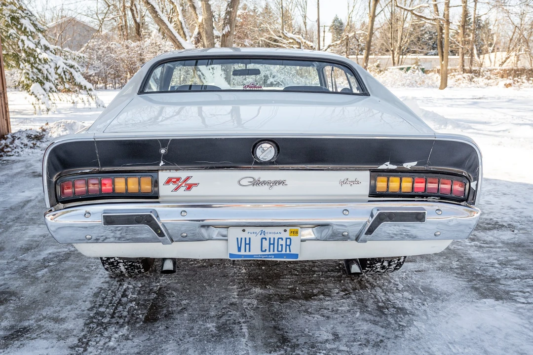 1973 Chrysler - Image 16 of 31