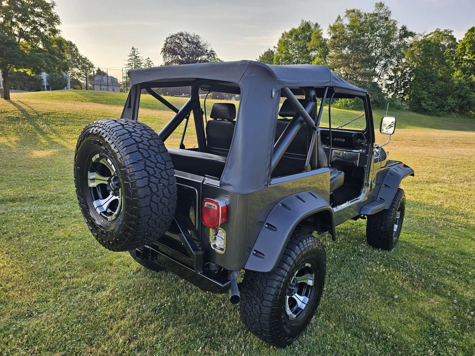 1984 Jeep CJ7 - Image 11 of 31