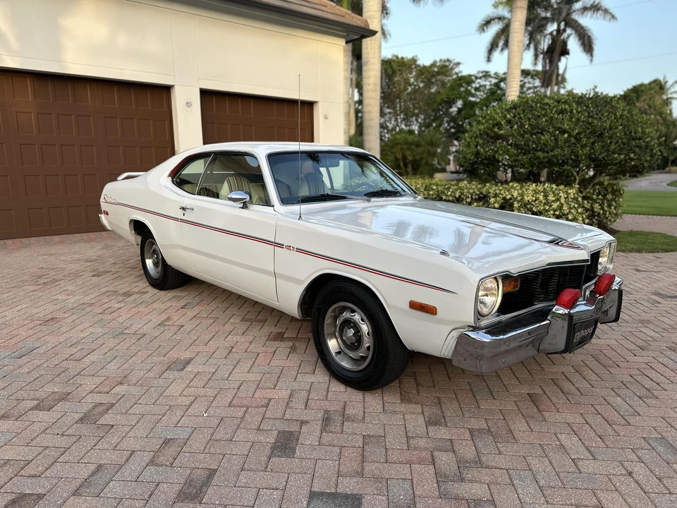 1975 Plymouth Duster - Image 2 of 31