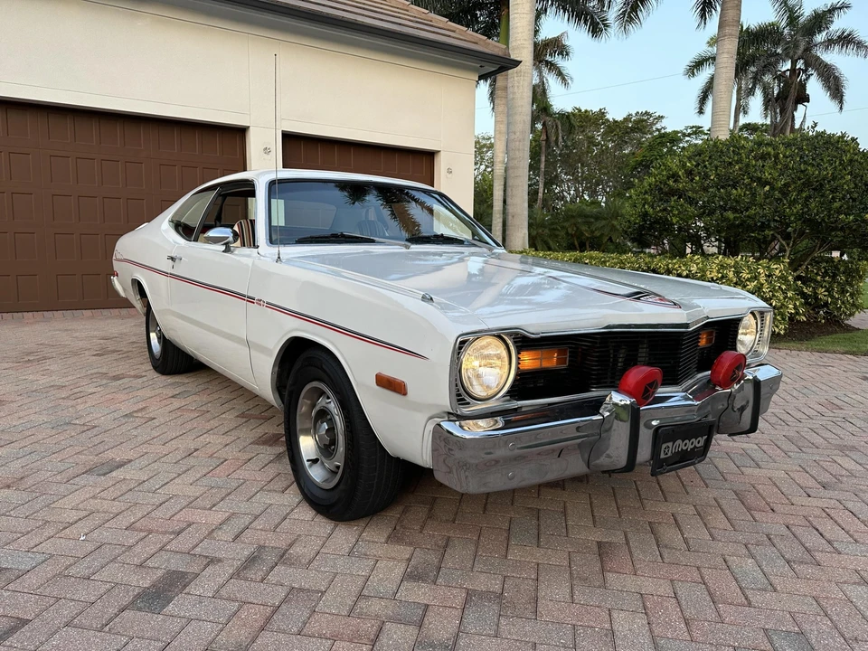 1975 Plymouth Duster - Image 8 of 31