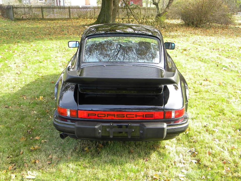 1984 Porsche 911 Carrera 3.2 - Image 6 of 31