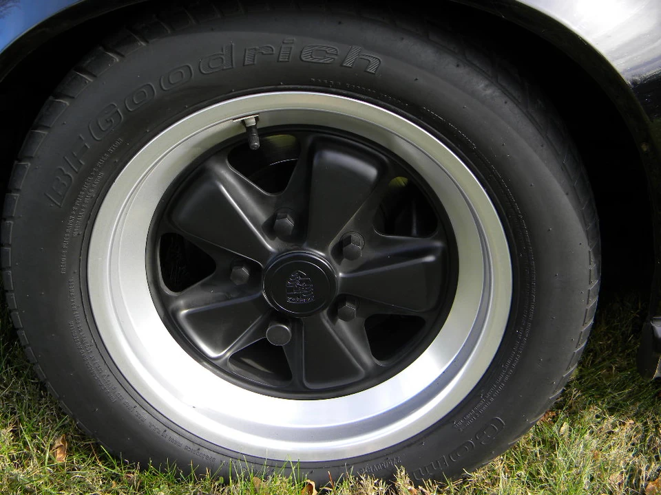 1984 Porsche 911 Carrera 3.2 - Image 25 of 31
