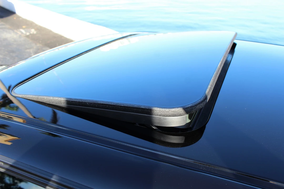 1990 Audi Coupe & Cabriolet - Image 29 of 31