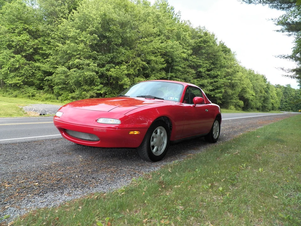 1990 Mazda NA MX-5 Miata - Image 2 of 31