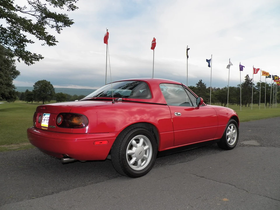 1990 Mazda NA MX-5 Miata - Image 6 of 31